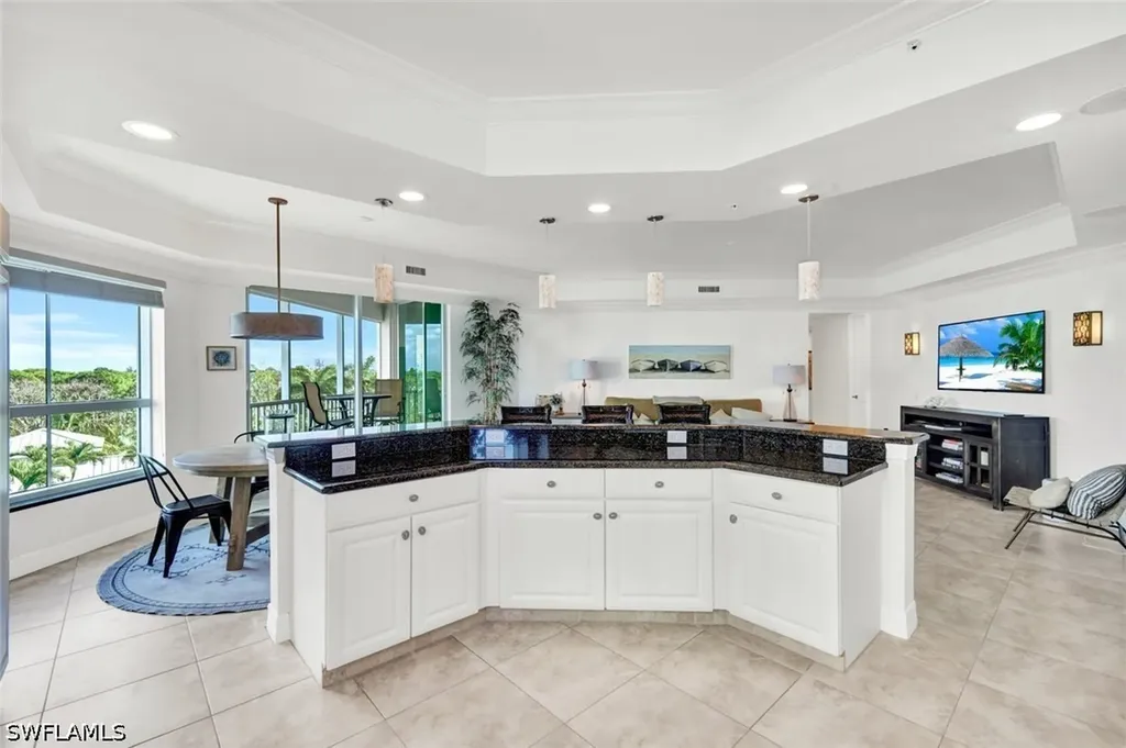 295 Grande Way Naples FL 34110