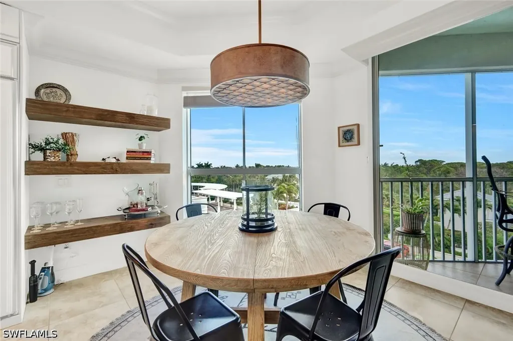 295 Grande Way Naples FL 34110