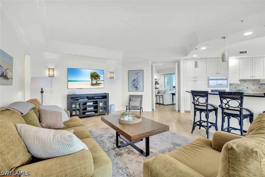 295 Grande Way Naples FL 34110