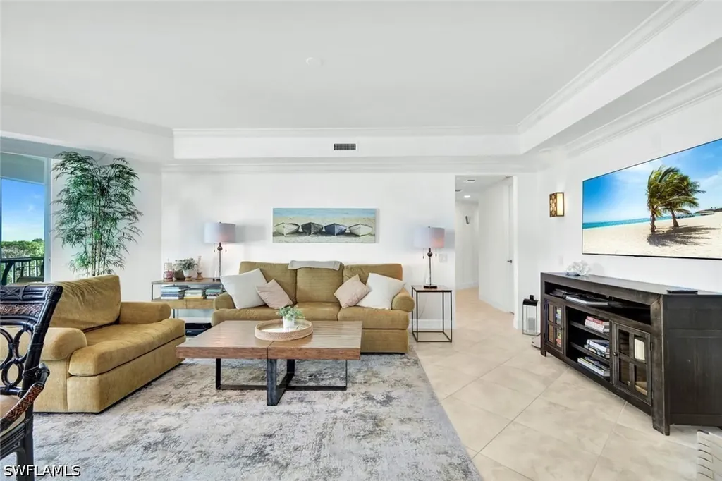 295 Grande Way Naples FL 34110