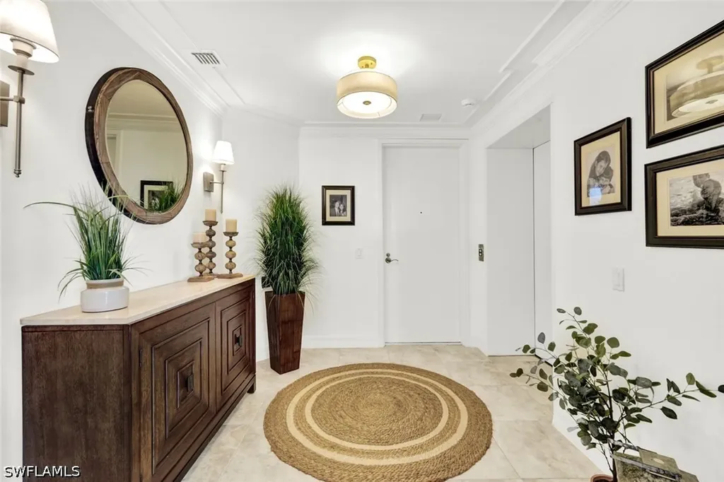295 Grande Way Naples FL 34110