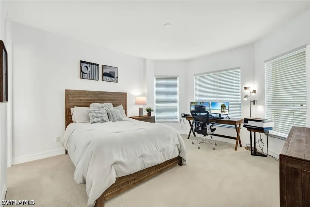 295 Grande Way Naples FL 34110