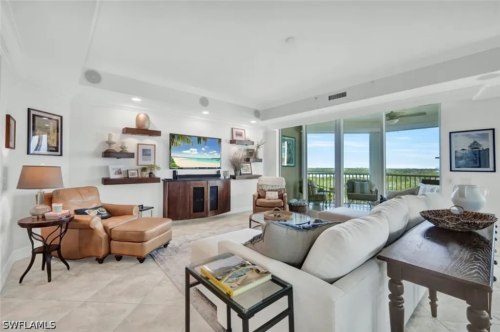295 Grande Way Naples FL 34110