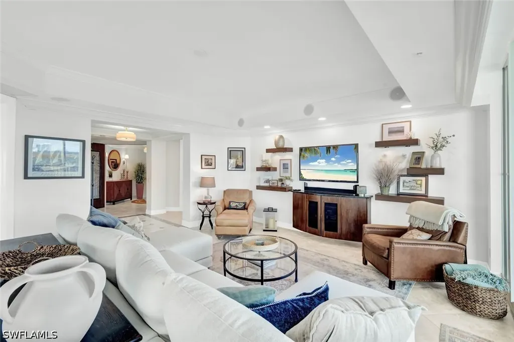 295 Grande Way Naples FL 34110