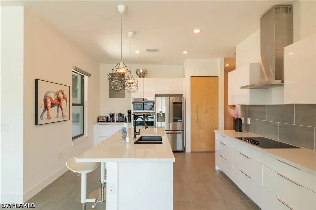 1620 SW 1st Street Cape Coral FL 33991