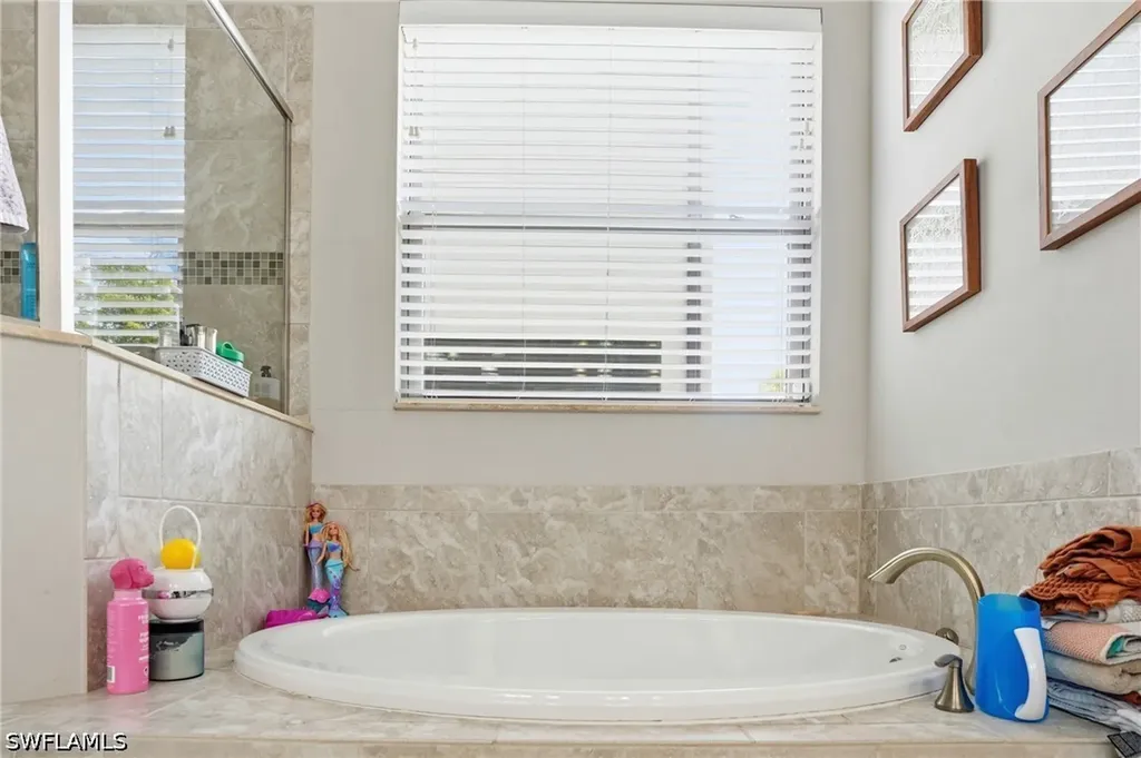 16329 Aberdeen Way Naples FL 34110