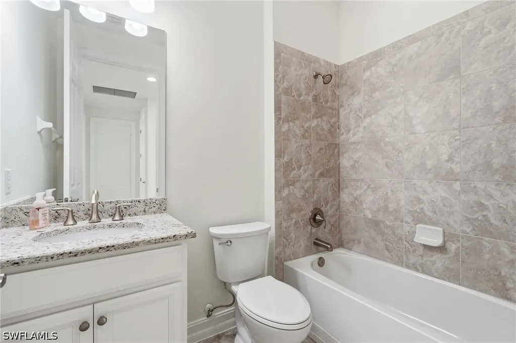 16329 Aberdeen Way Naples FL 34110
