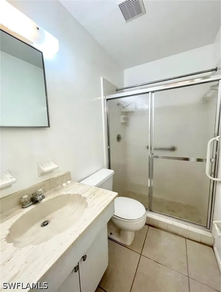 10 Temple Court Lehigh Acres FL 33936