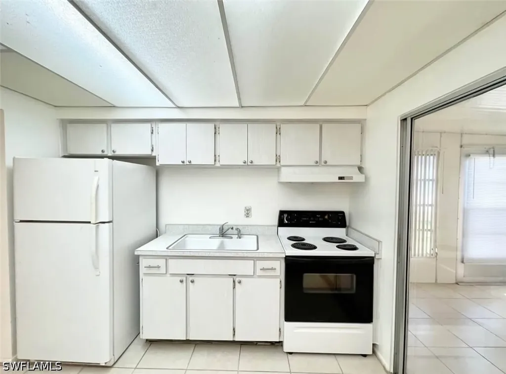 10 Temple Court Lehigh Acres FL 33936