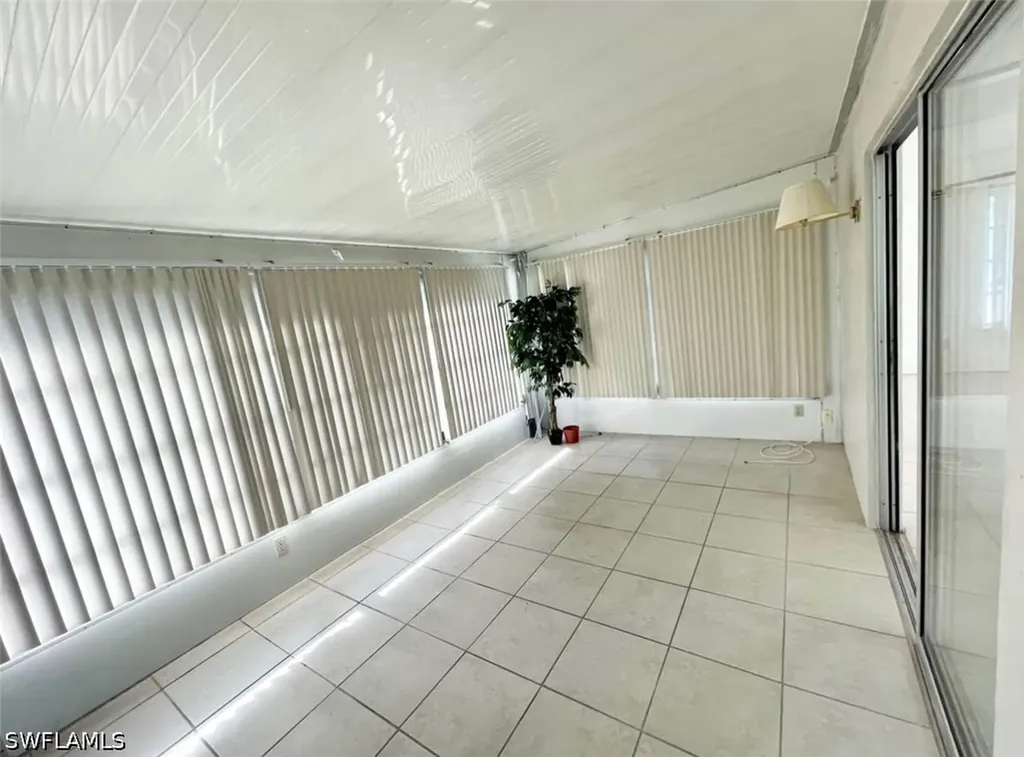10 Temple Court Lehigh Acres FL 33936