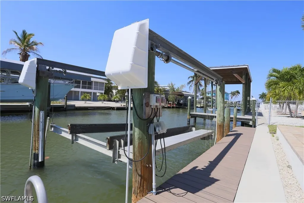 189 Curlew Street Fort Myers Beach FL 33931