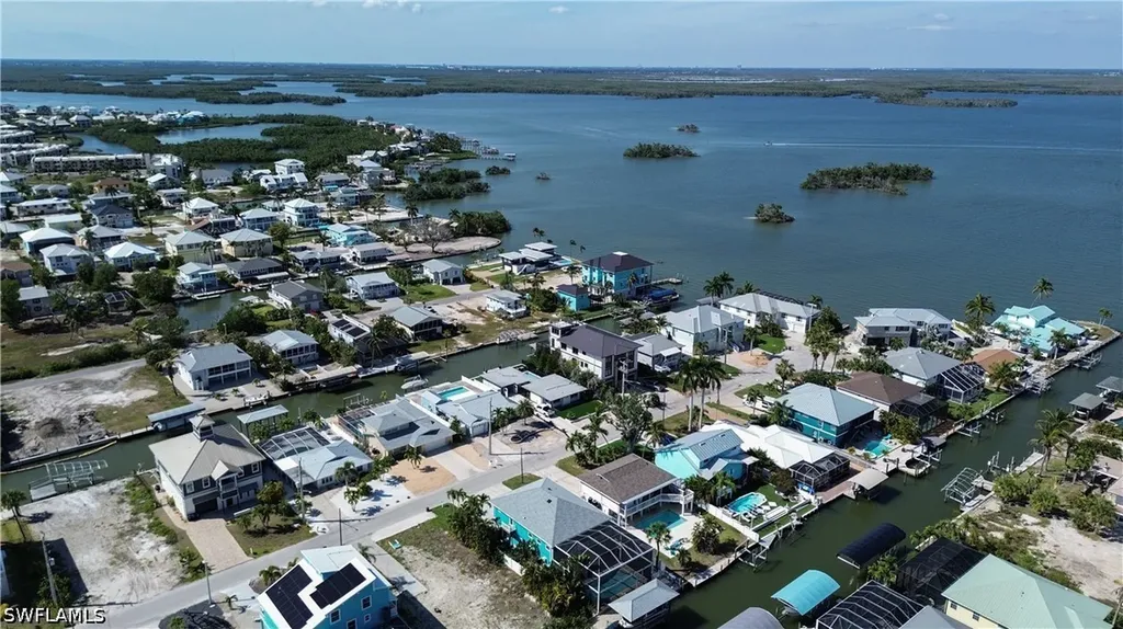 189 Curlew Street Fort Myers Beach FL 33931