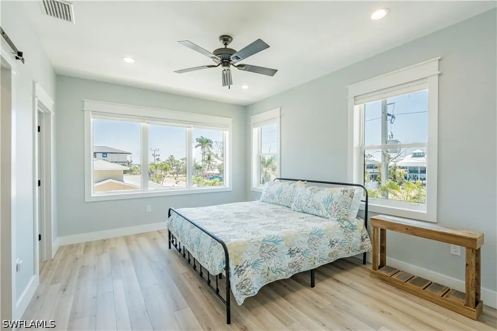 189 Curlew Street Fort Myers Beach FL 33931