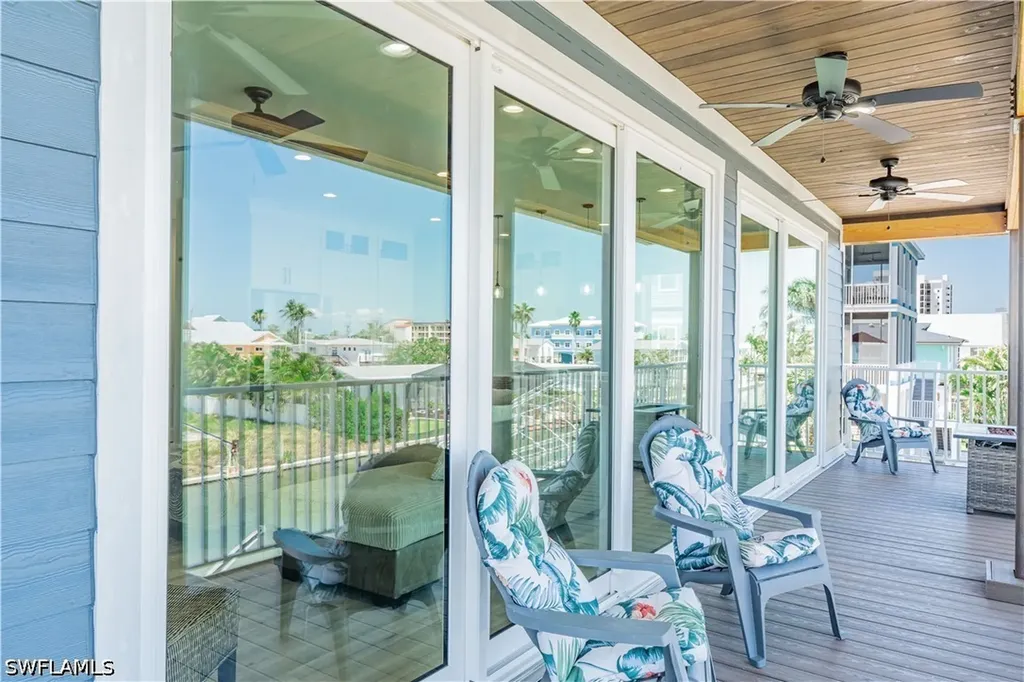 189 Curlew Street Fort Myers Beach FL 33931