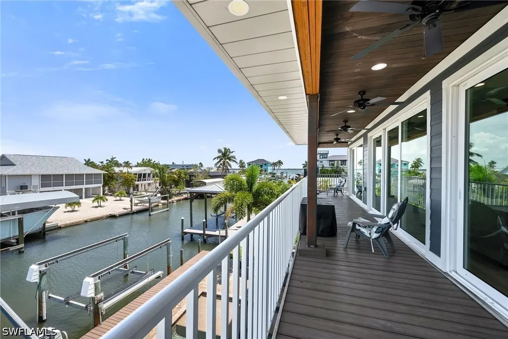 189 Curlew Street Fort Myers Beach FL 33931