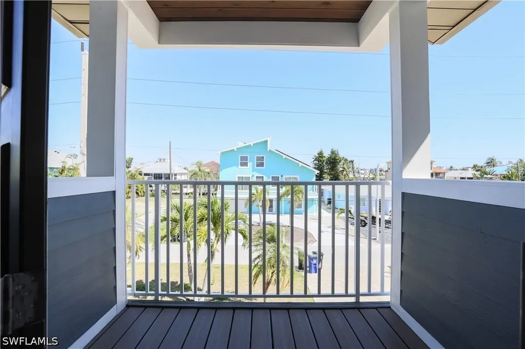 189 Curlew Street Fort Myers Beach FL 33931