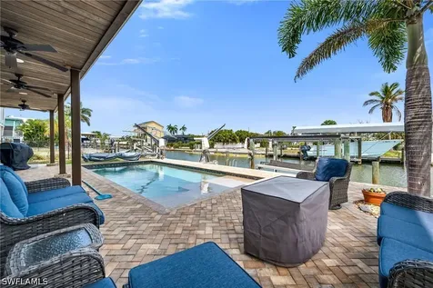 189 Curlew Street Fort Myers Beach FL 33931