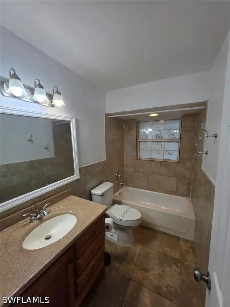 2103 Unity Avenue Fort Myers FL 33901