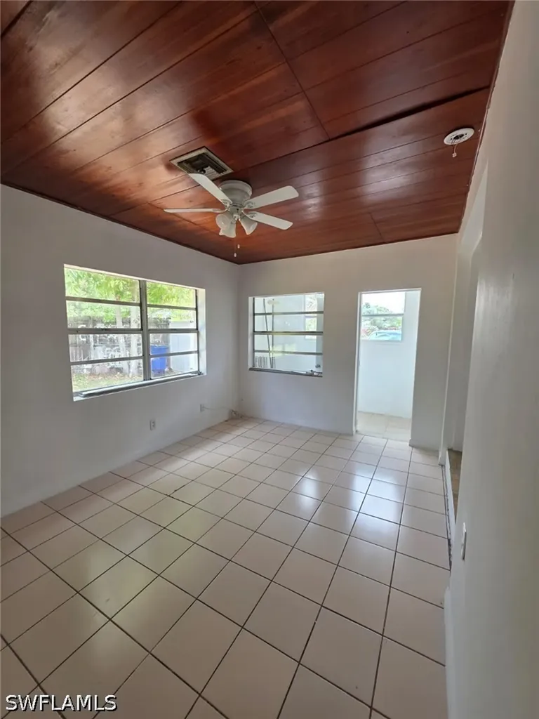 2103 Unity Avenue Fort Myers FL 33901
