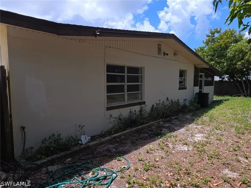 2103 Unity Avenue Fort Myers FL 33901