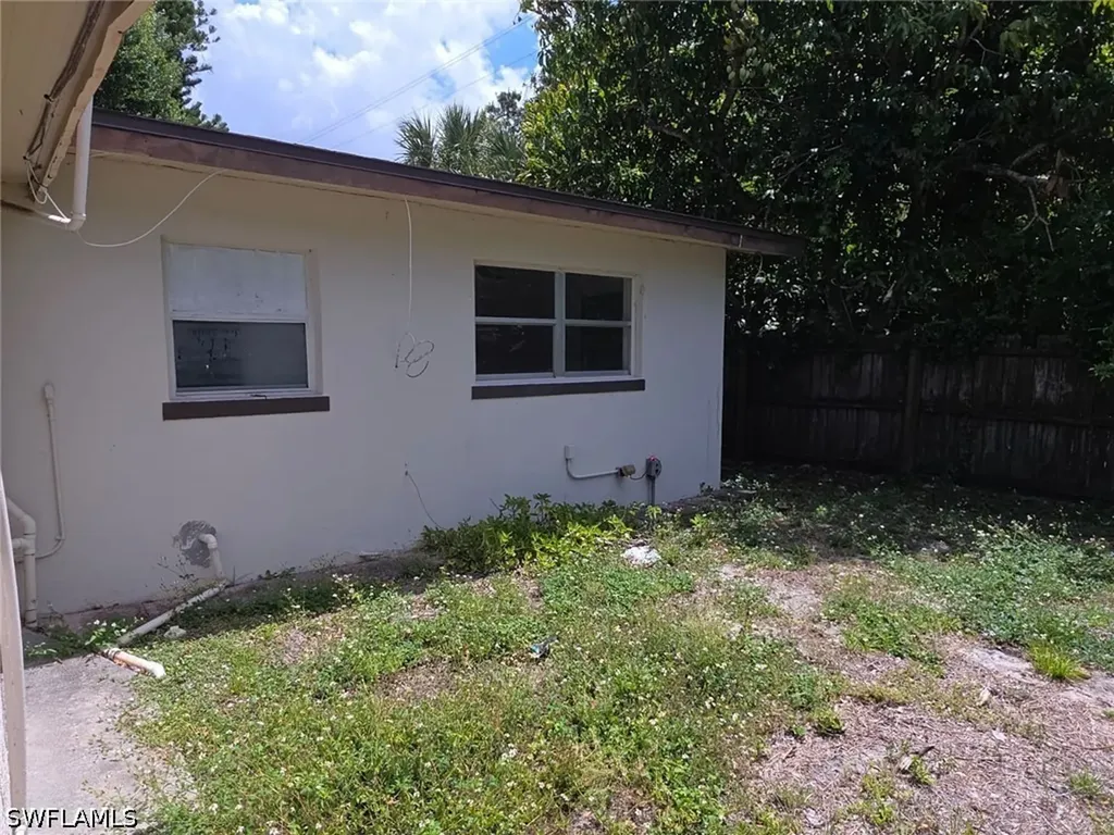 2103 Unity Avenue Fort Myers FL 33901