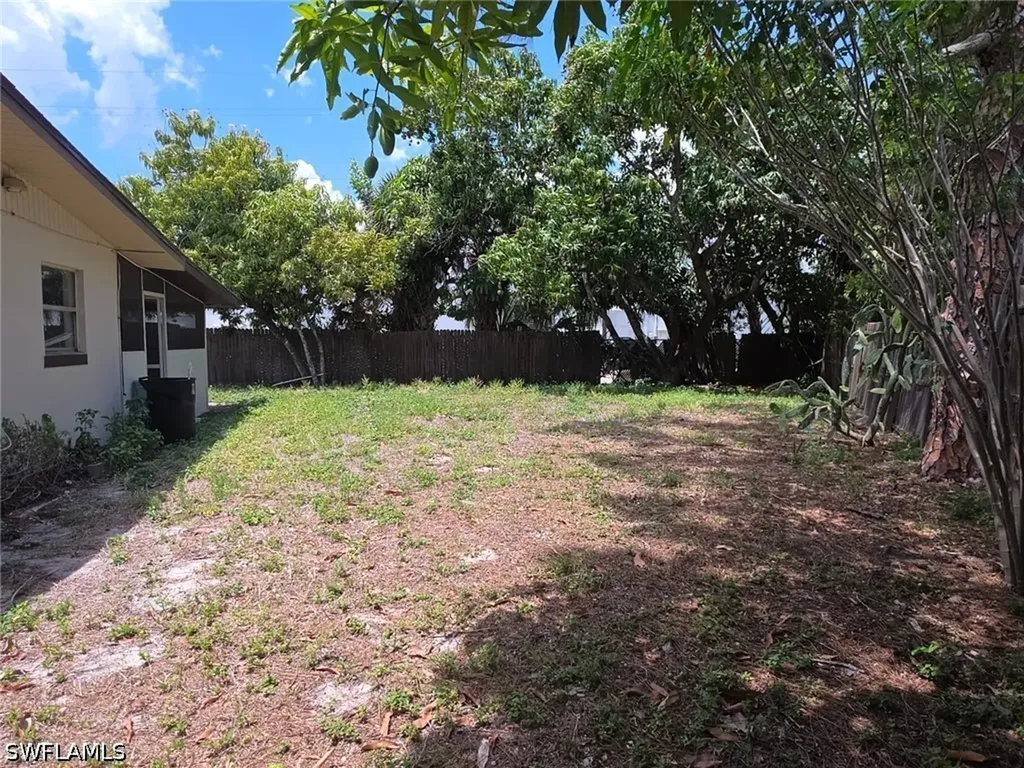 2103 Unity Avenue Fort Myers FL 33901