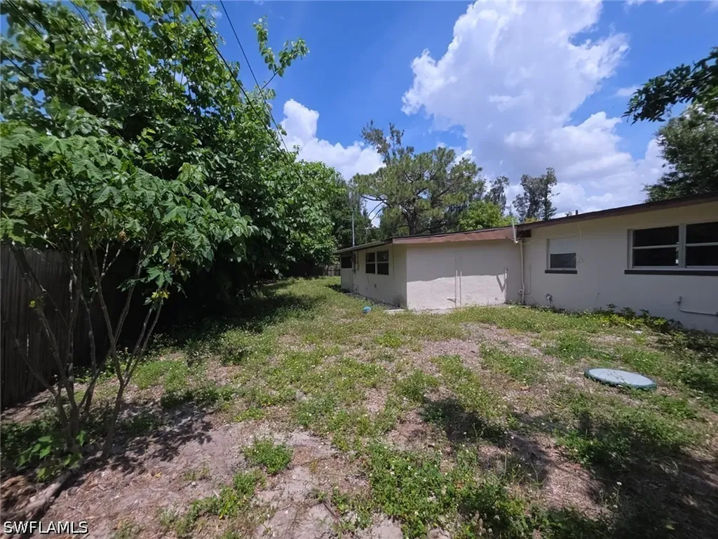 2103 Unity Avenue Fort Myers FL 33901