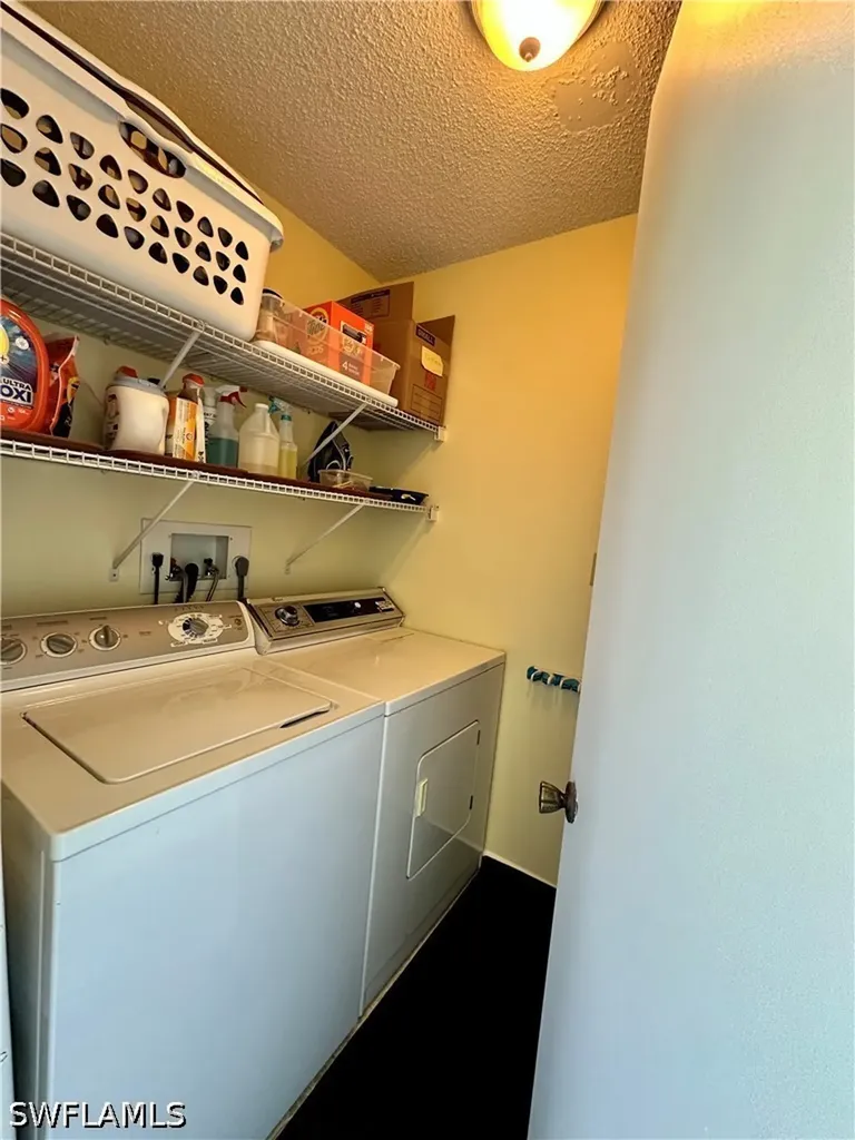 555 Park Shore Drive Naples FL 34103