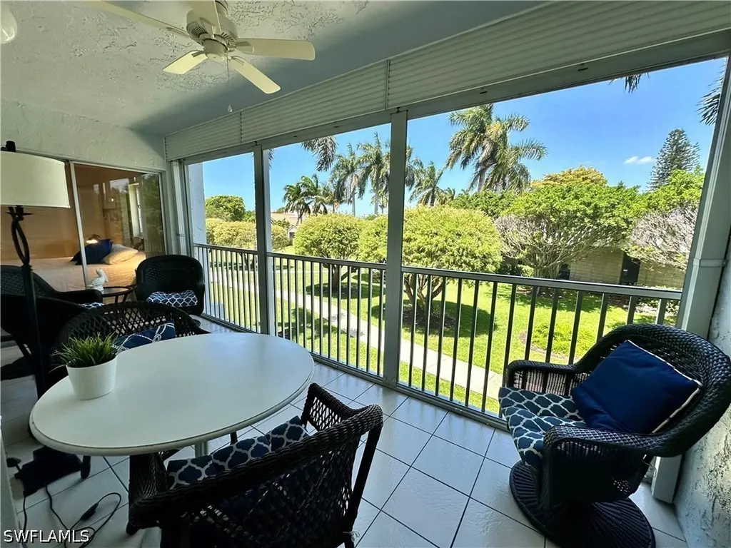 555 Park Shore Drive Naples FL 34103