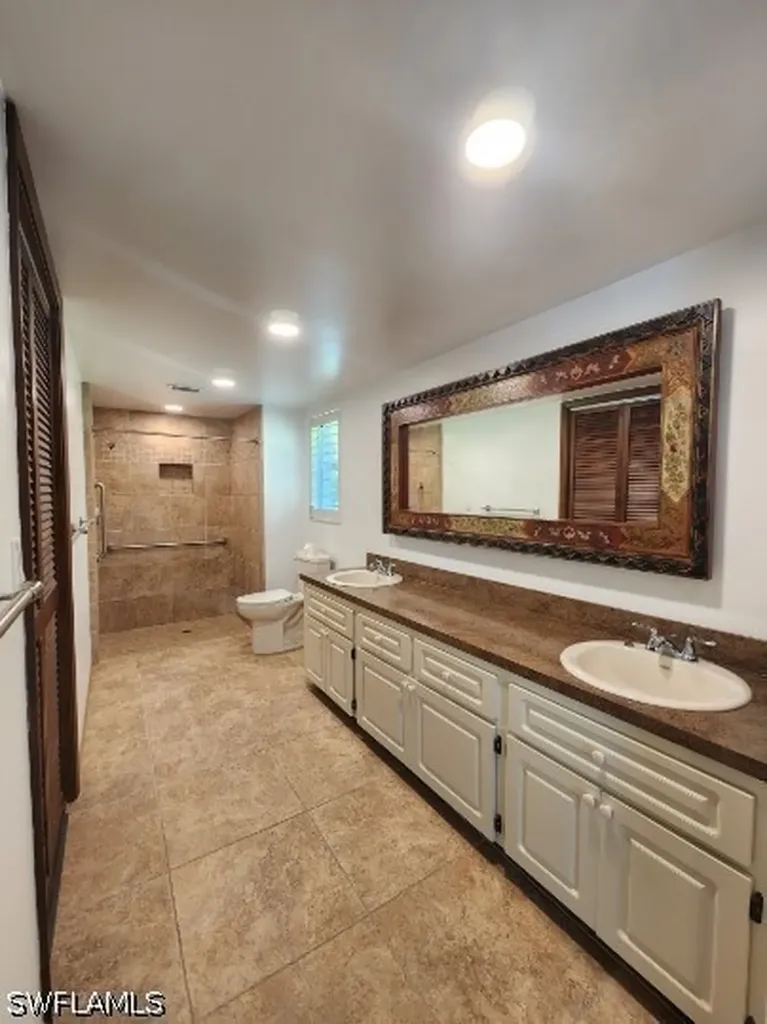 5930 Spanish Oaks Lane Naples FL 34119