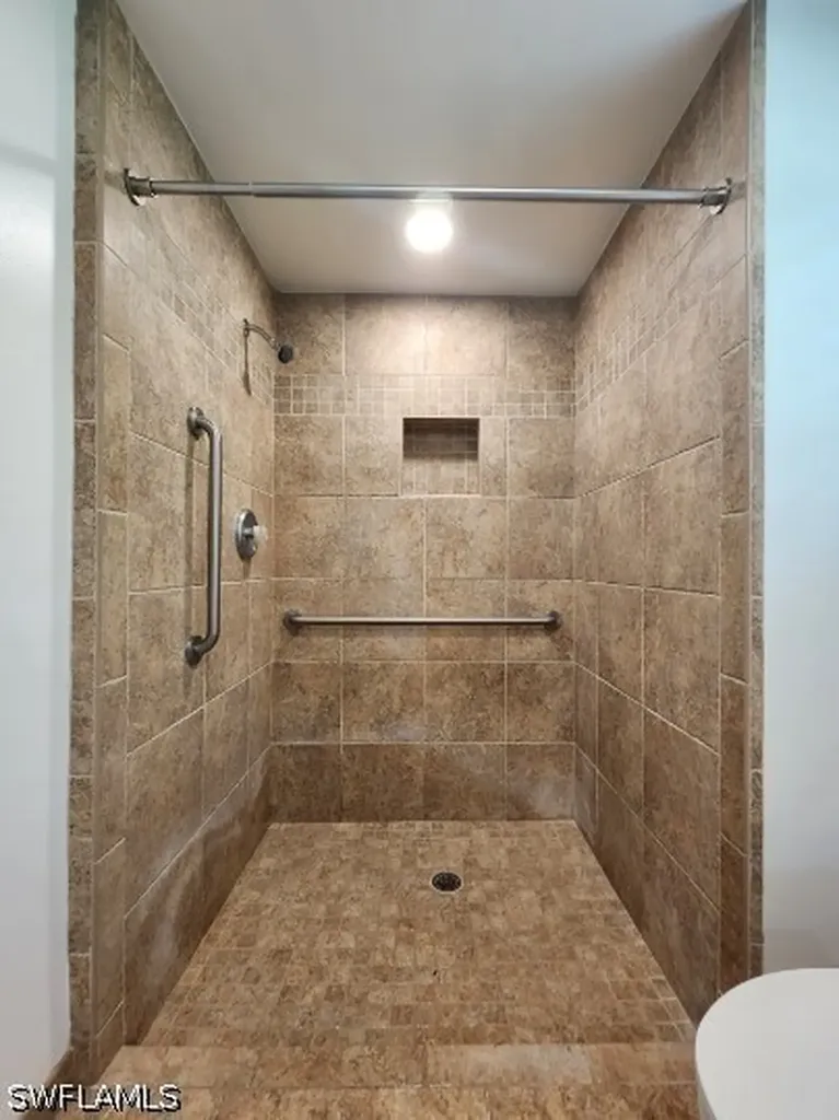 5930 Spanish Oaks Lane Naples FL 34119