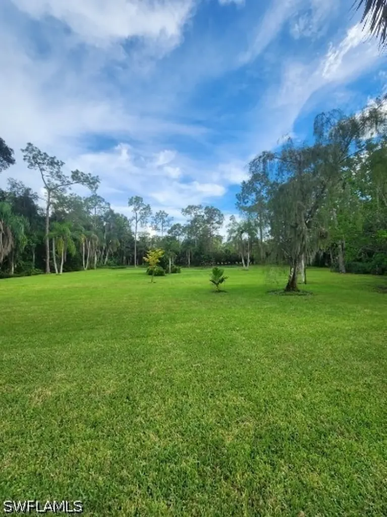 5930 Spanish Oaks Lane Naples FL 34119