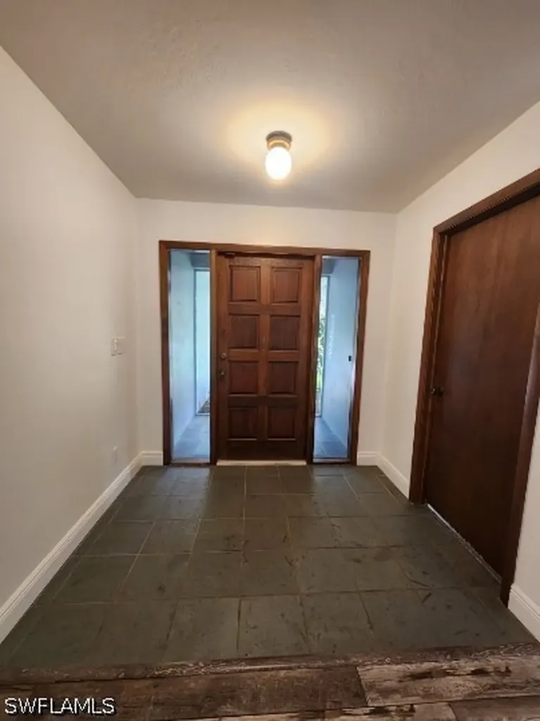 5930 Spanish Oaks Lane Naples FL 34119
