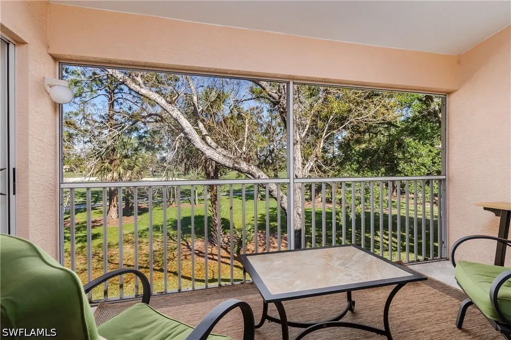 8065 Tiger Cove Naples FL 34113