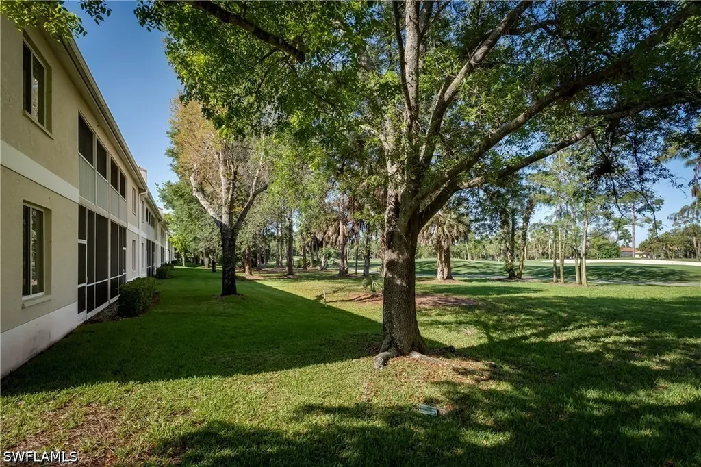 8065 Tiger Cove Naples FL 34113