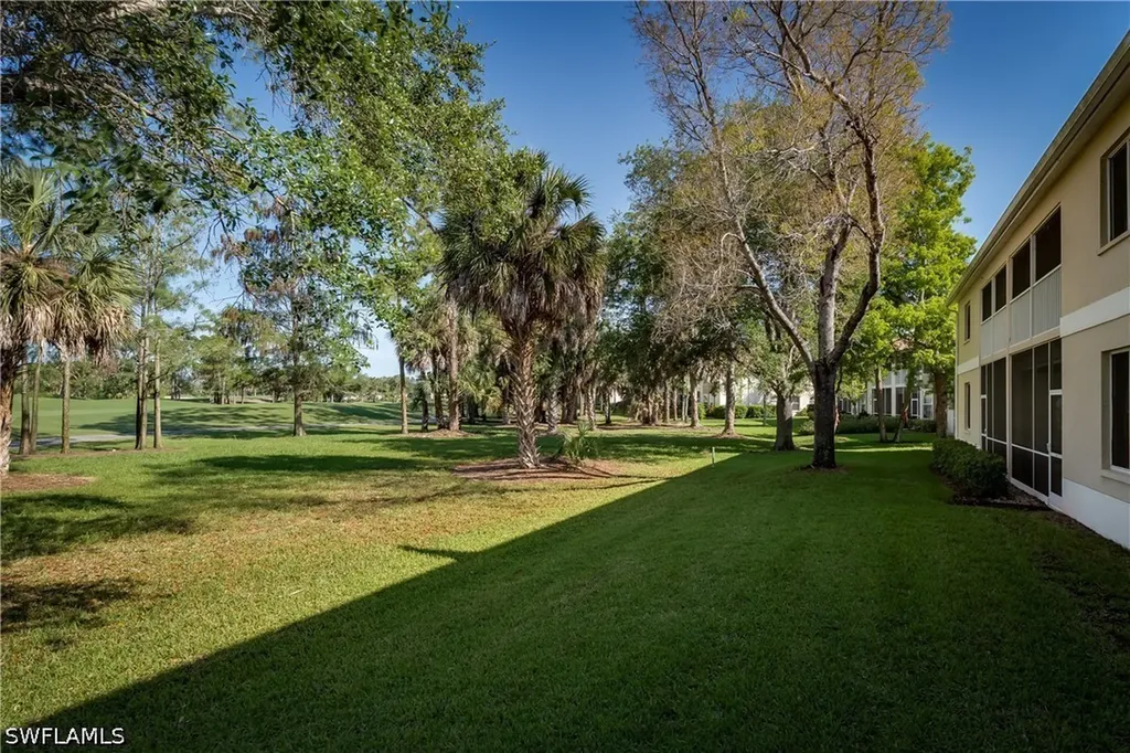 8065 Tiger Cove Naples FL 34113
