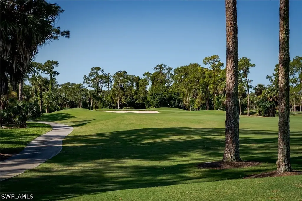 8065 Tiger Cove Naples FL 34113