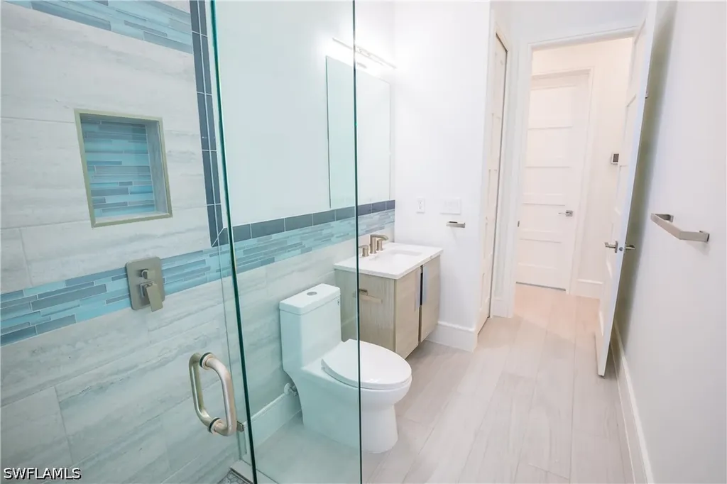 231 Legacy Court Naples FL 34110