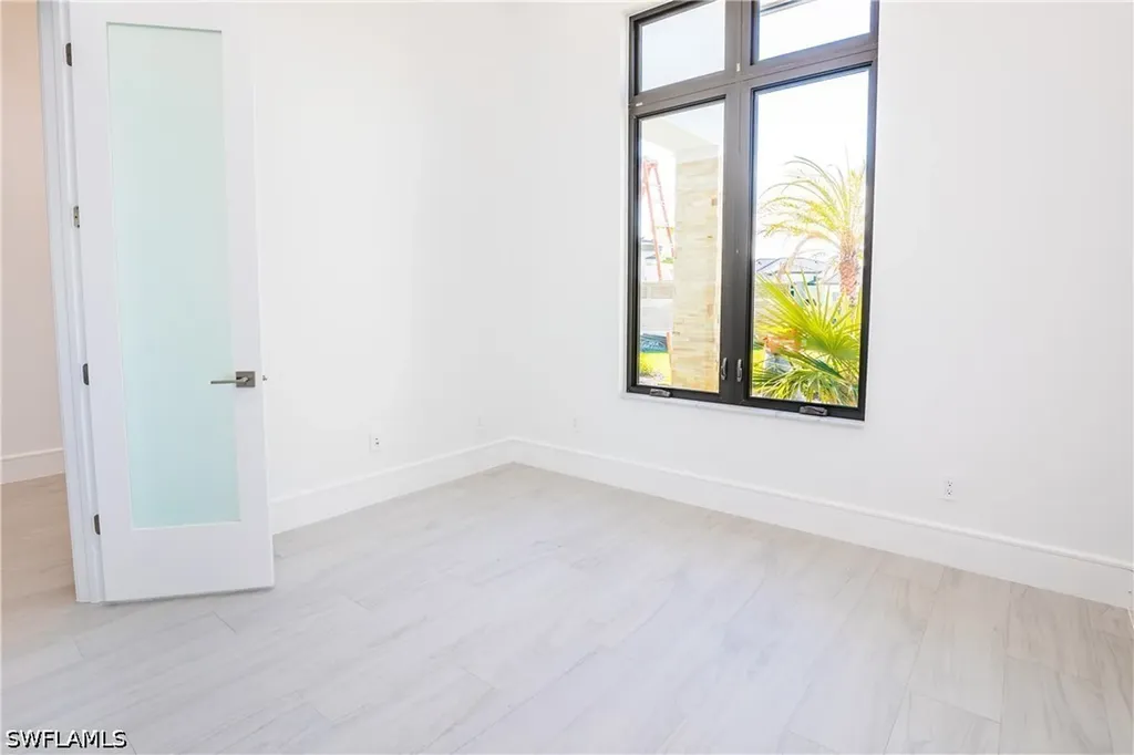 231 Legacy Court Naples FL 34110