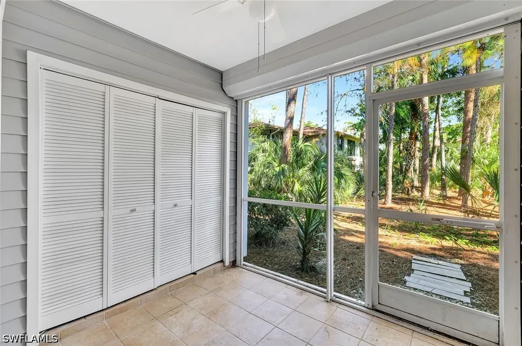 1965 Courtyard Way Naples FL 34112