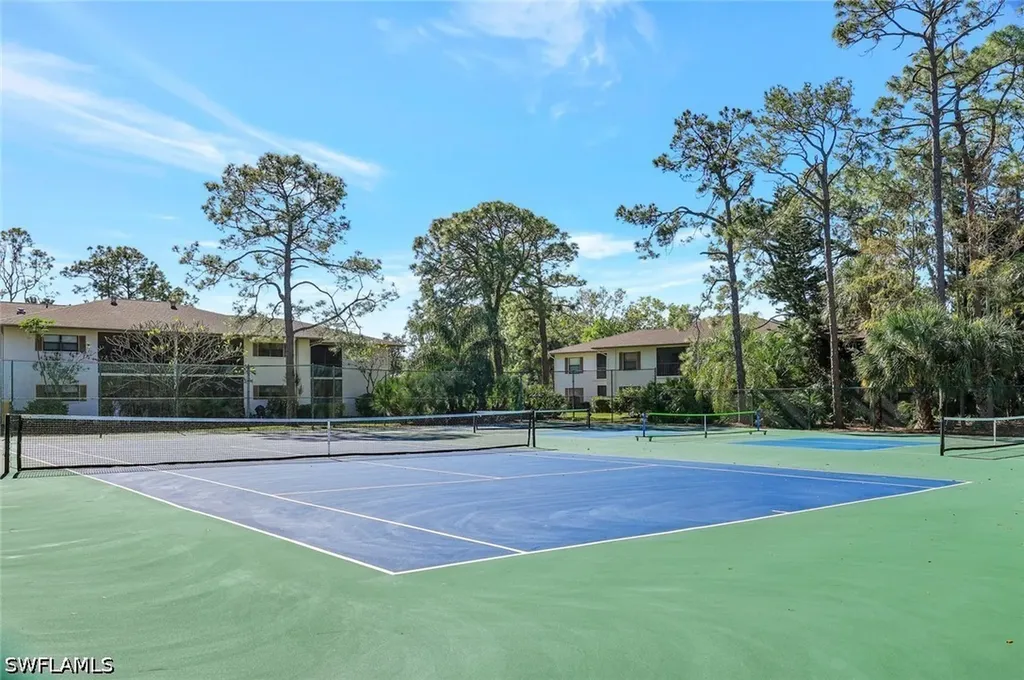 1965 Courtyard Way Naples FL 34112