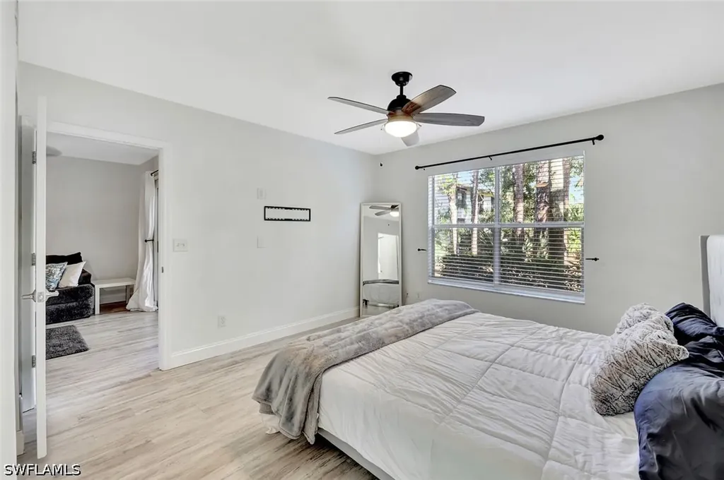 1965 Courtyard Way Naples FL 34112