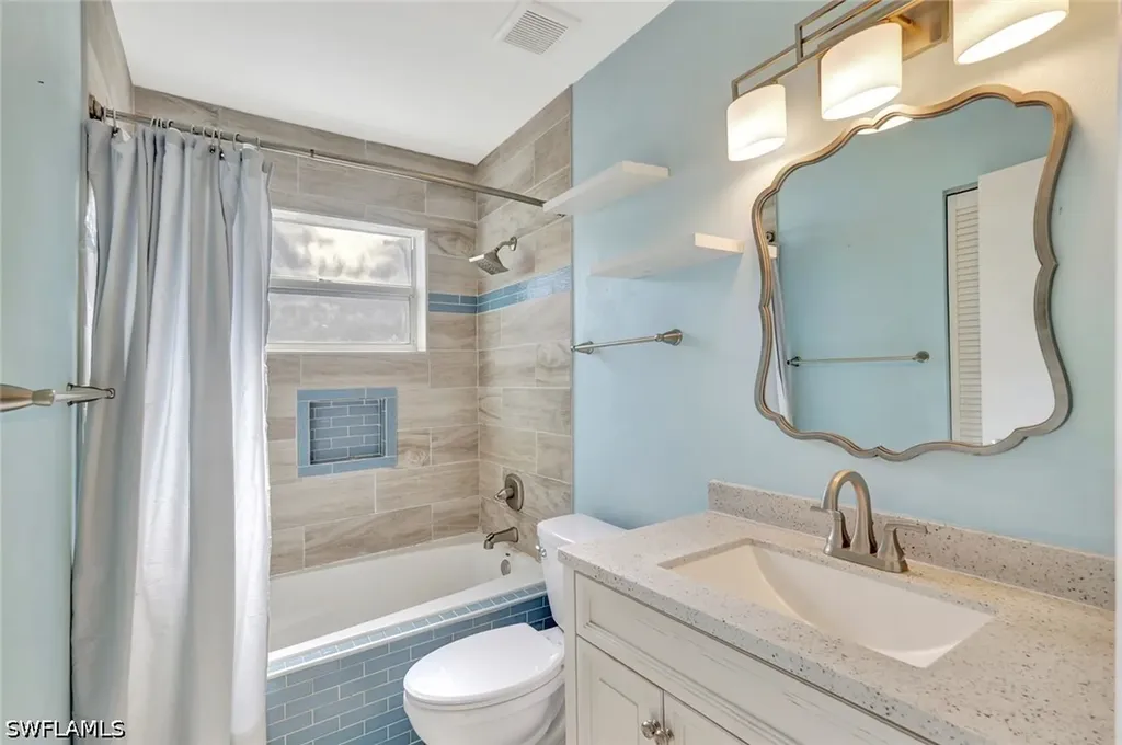 1965 Courtyard Way Naples FL 34112