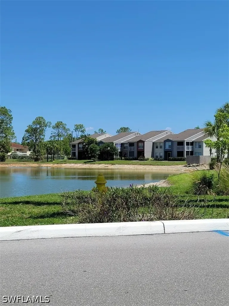 190 Santa Clara Drive Naples FL 34104
