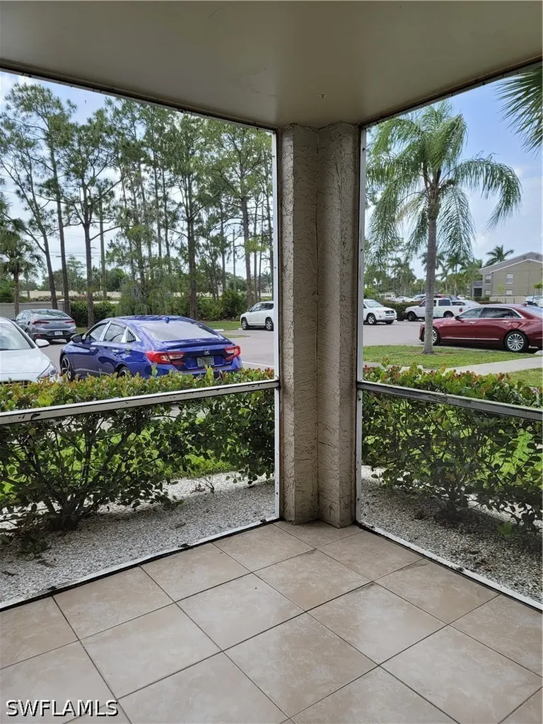 190 Santa Clara Drive Naples FL 34104
