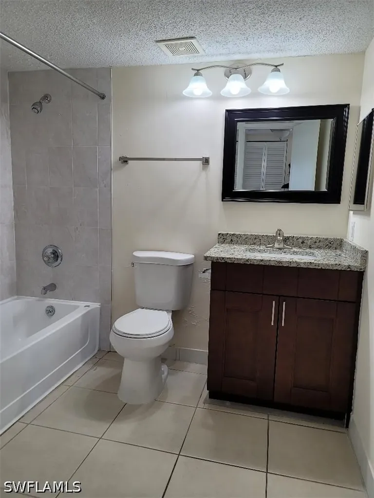 190 Santa Clara Drive Naples FL 34104