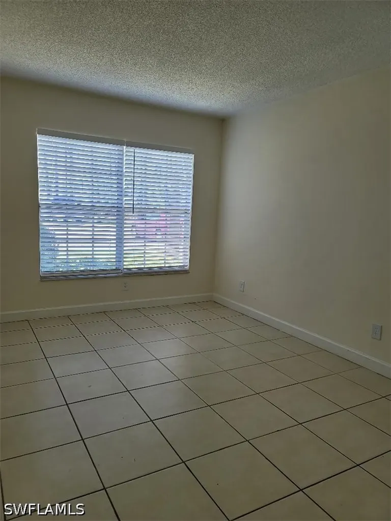 190 Santa Clara Drive Naples FL 34104