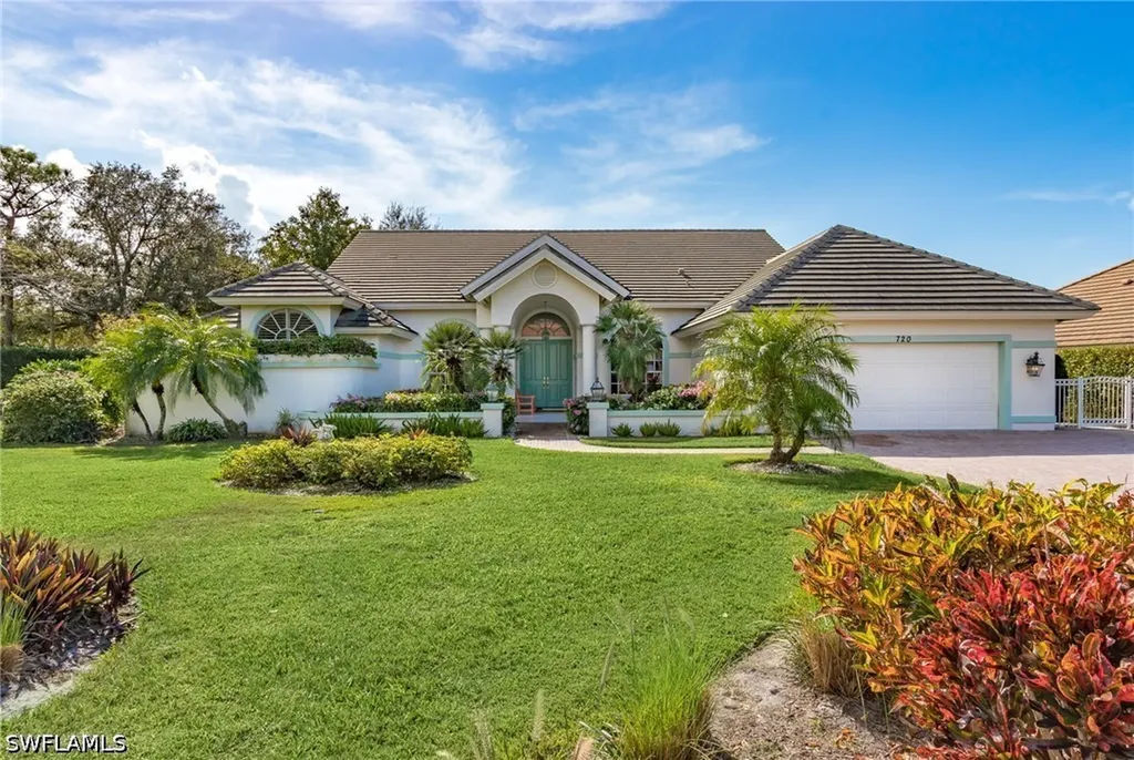 720 Turkey Oak Lane Naples FL 34108