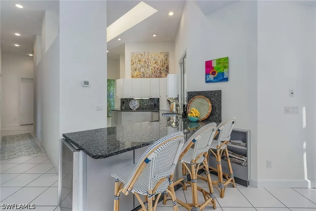 720 Turkey Oak Lane Naples FL 34108