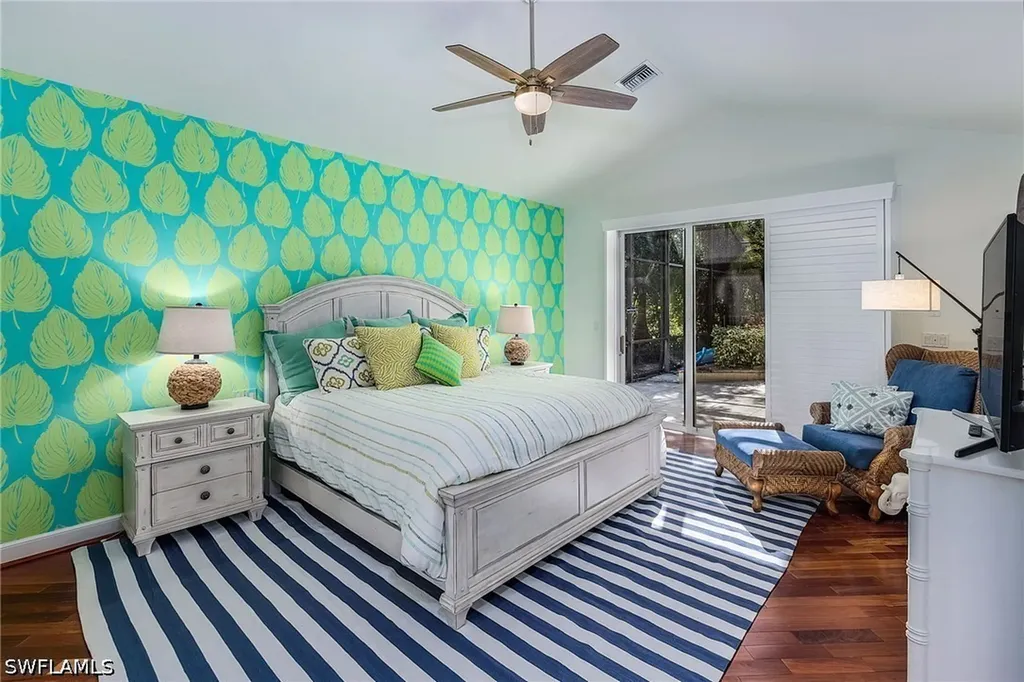720 Turkey Oak Lane Naples FL 34108